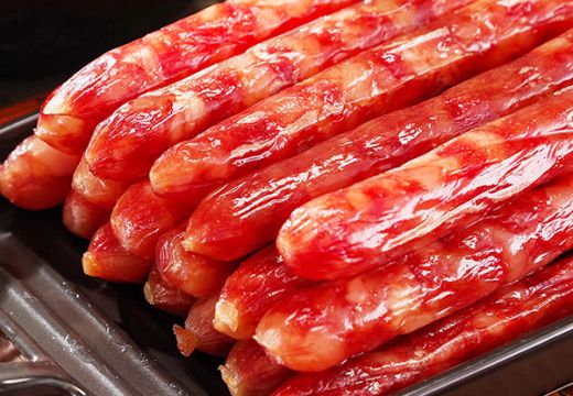 臘腸烘干機(jī)烘出來(lái)的臘腸儼然成為了在外游子的精神寄托！-[集木烘干]