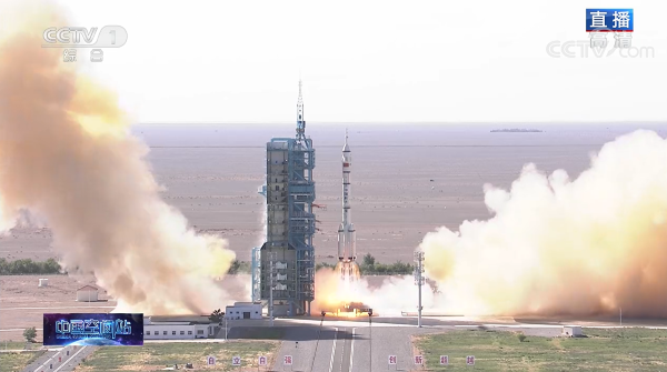 高溫?zé)岜煤娓蓹C(jī)